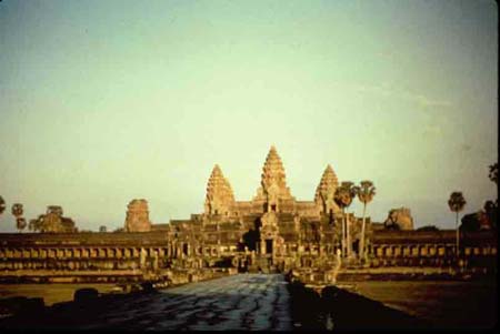 IMG_08_Angkor_Wat05a